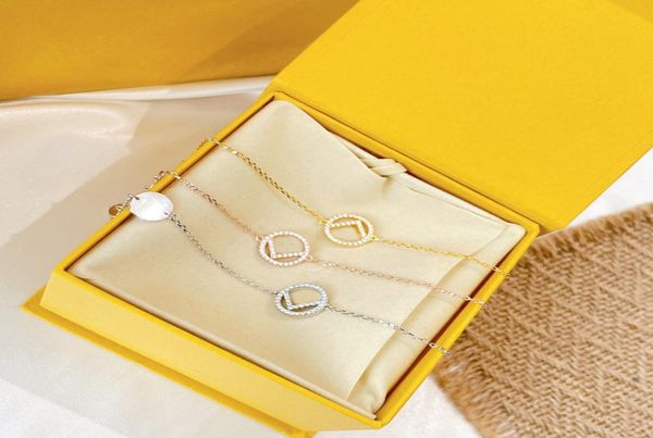 designer bracelet for women pendant diamond designers jewelry gold chain slide luxury silver love bracelets with box heanpok 220513307531
designer bracelet for women pendant diamond designers jewelry gold chain slide luxury silver love bracelets with box heanpok 220513307531