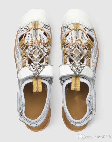 new european classic luxury style ladies sandals flatsoled slippers fashion shoes water drill decorative mesh leather splicing ma7708877, Black
new european classic luxury style ladies sandals flatsoled slippers fashion shoes water drill decorative mesh leather splicing ma7708877, Black