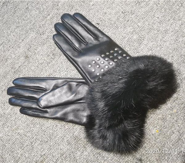 winter womens outdoor keep warm sheepskin rex rabbit fur velvet windproof leather gloves fashion rivet design4681035, Blue;gray
winter womens outdoor keep warm sheepskin rex rabbit fur velvet windproof leather gloves fashion rivet design4681035, Blue;gray
