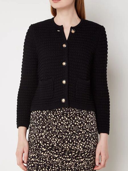 women s sweaters kardigan pendek rajut kancing logam wanita sweater mantel lengan panjang berkancing sebaris musim gugur 2023 230904, White;black
women s sweaters kardigan pendek rajut kancing logam wanita sweater mantel lengan panjang berkancing sebaris musim gugur 2023 230904, White;black