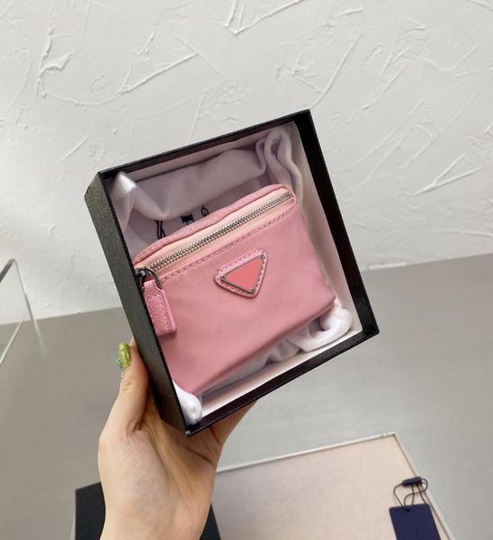 2021 new arm small square bag temperament trendy nylon waterproof small purse handbag size 148cm wallets7995649
2021 new arm small square bag temperament trendy nylon waterproof small purse handbag size 148cm wallets7995649