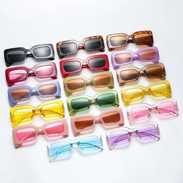 item title jelly color square sunglasses fashionable street shooting versatile small frame plastic teeth for, White;black
item title jelly color square sunglasses fashionable street shooting versatile small frame plastic teeth for, White;black