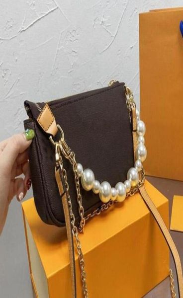 brown classic print luxurys wallet handbags shoulder bag women classic flap transform crossbody pearl chain rectangular bag undera4280738, Red;black
brown classic print luxurys wallet handbags shoulder bag women classic flap transform crossbody pearl chain rectangular bag undera4280738, Red;black