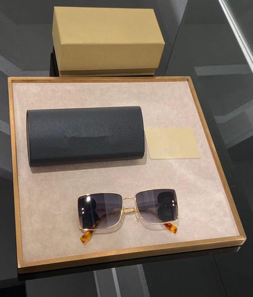 3110 casual ladies sunglasses antiuv large square frames fashion trend men039s goggles with box3389245, White;black
3110 casual ladies sunglasses antiuv large square frames fashion trend men039s goggles with box3389245, White;black