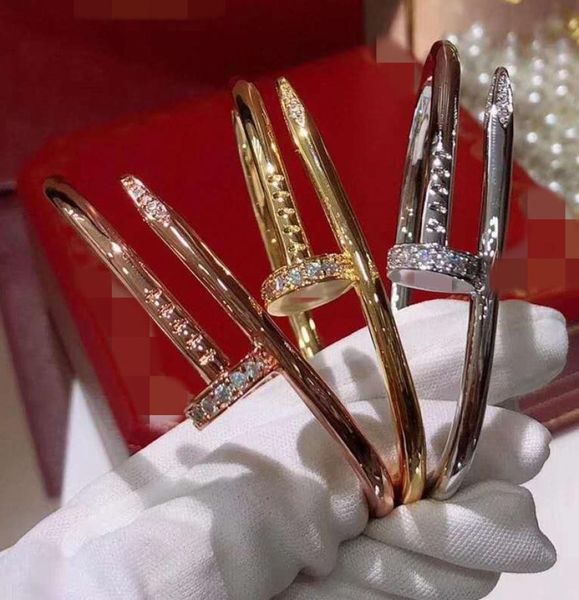 2pcs for lovers titanium steel nail cuff inlay diamond screw bracelet women men love jewelry gift with box2256010, White
2pcs for lovers titanium steel nail cuff inlay diamond screw bracelet women men love jewelry gift with box2256010, White