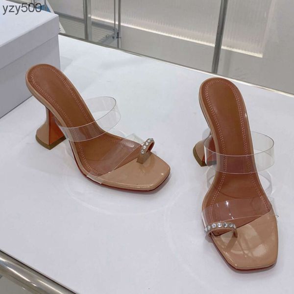 amina muaddi women sandals dress shoes with box rubber high heels platform crystal-embellished decoration transparent pvc crystaltransparent, Black
amina muaddi women sandals dress shoes with box rubber high heels platform crystal-embellished decoration transparent pvc crystaltransparent, Black