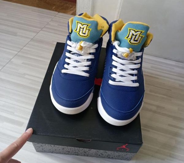 5 marquette pe mens basketball shoes 5s dark blue yellow white outdoor sports sneakers running trainers with box us 7136741492
5 marquette pe mens basketball shoes 5s dark blue yellow white outdoor sports sneakers running trainers with box us 7136741492