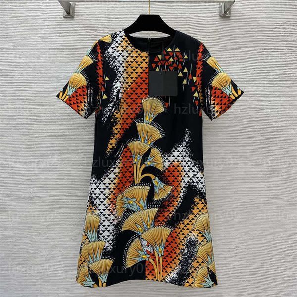 summer dress for women designer dresses womens clothes luxury diamond fan-shaped contrasting print a-line round neck short sleeve dress wome, Black;gray
summer dress for women designer dresses womens clothes luxury diamond fan-shaped contrasting print a-line round neck short sleeve dress wome, Black;gray