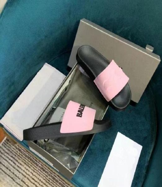 2022 classic couple slippers luxury designer beach flat slippers comes with 3d buoy lettering premium leather fabric letter patter5196473, Black
2022 classic couple slippers luxury designer beach flat slippers comes with 3d buoy lettering premium leather fabric letter patter5196473, Black