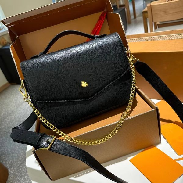 10a luxury fashion designer women's classic handbag handbag made of soft grain cow leather chain and adjustable leather shoulder strap
10a luxury fashion designer women's classic handbag handbag made of soft grain cow leather chain and adjustable leather shoulder strap