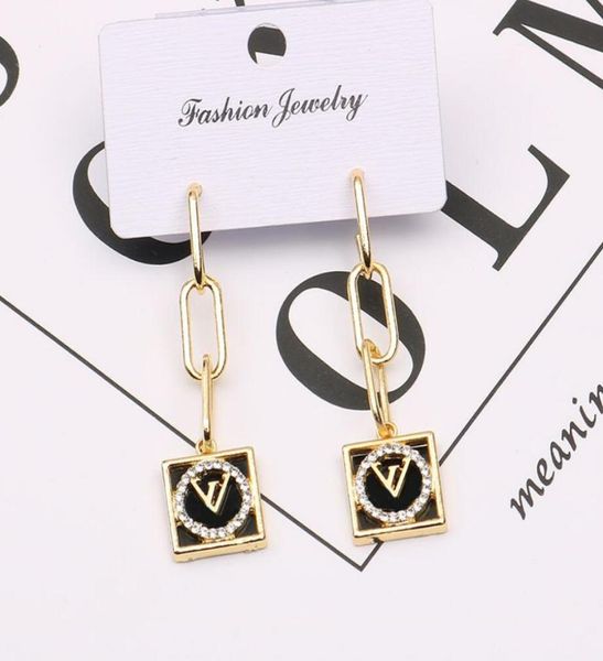 charm womens luxury 925 silver dangle stud earrings brand designer letter geometric hollow out crystal rhinestone ear3010569
charm womens luxury 925 silver dangle stud earrings brand designer letter geometric hollow out crystal rhinestone ear3010569