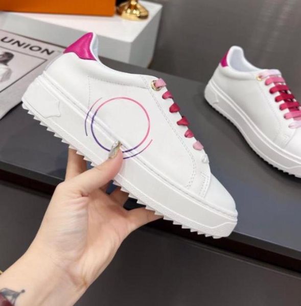 2022 women luxurys designers shoes white printed calf leather casual shoe trainers pink blue runner time out1008462
2022 women luxurys designers shoes white printed calf leather casual shoe trainers pink blue runner time out1008462