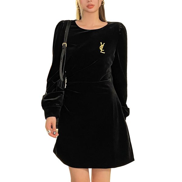 lady runway dress one piece long sleeve velvet dresses fp95109 fashion designer metal letter logo pure color charm ladies slim fit dresses w, Black
lady runway dress one piece long sleeve velvet dresses fp95109 fashion designer metal letter logo pure color charm ladies slim fit dresses w, Black