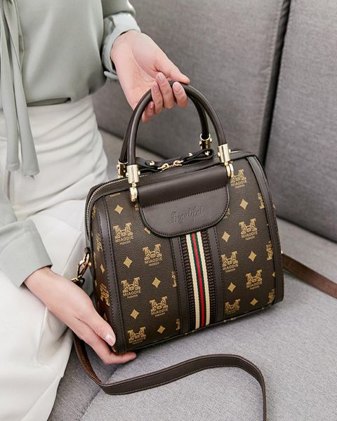 mkf allmatch bag printing messenger capacity fashion female large new spring and summer pillow retro boston 2021 smvil8510172
mkf allmatch bag printing messenger capacity fashion female large new spring and summer pillow retro boston 2021 smvil8510172