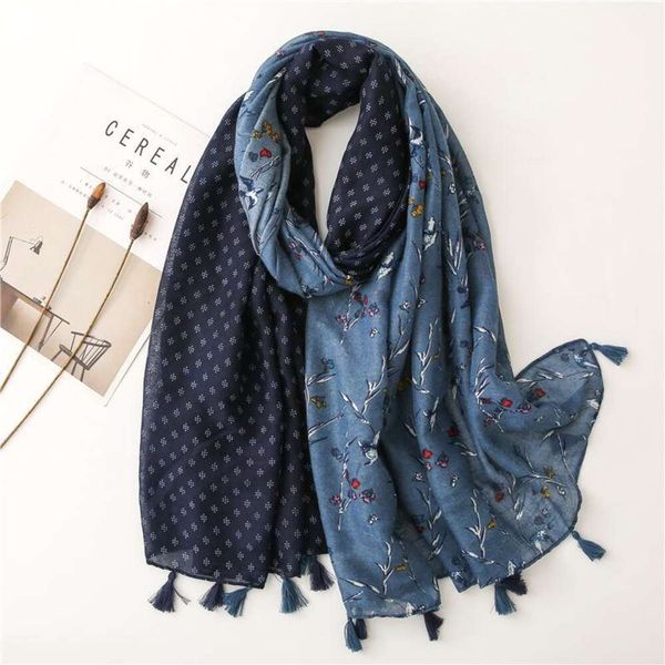 retract styled artistic blue small floral cotton scarf gauze long beach towel, Blue;gray
retract styled artistic blue small floral cotton scarf gauze long beach towel, Blue;gray