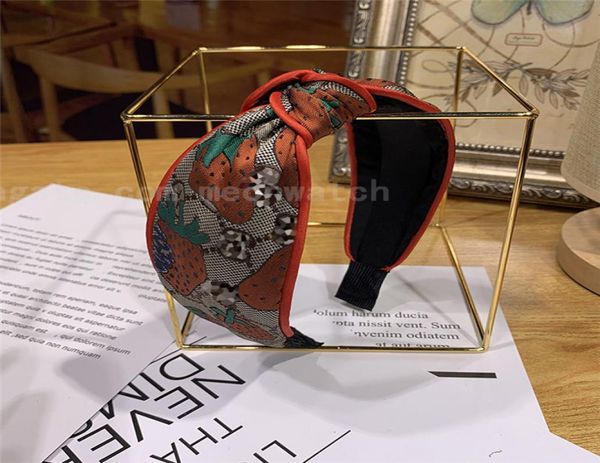 new design geometric pattern strawberry pattern hairband geometric patterns printing hairband hairband women daily hair jewe5798744, Silver
new design geometric pattern strawberry pattern hairband geometric patterns printing hairband hairband women daily hair jewe5798744, Silver