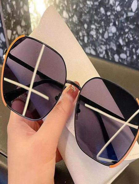 new arrival fashion sunglasses for women vintage metal mirror classic ultravioletproof sun glasses6209312, White;black
new arrival fashion sunglasses for women vintage metal mirror classic ultravioletproof sun glasses6209312, White;black