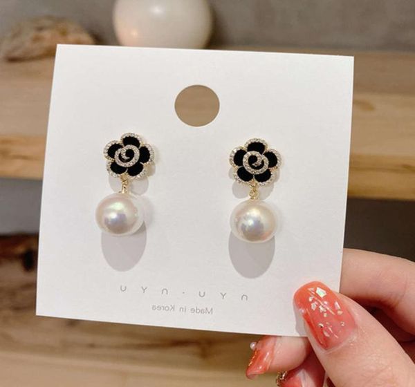 2021925 dangle temperament fashion exaggerated geometric square diamond earrings net red simple female rectangular long section 2x6764395, Silver
2021925 dangle temperament fashion exaggerated geometric square diamond earrings net red simple female rectangular long section 2x6764395, Silver