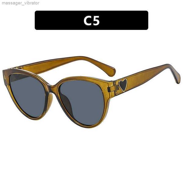 flat love cat's light eye mirror anti blue light 2023 new plain face spicy girl shows slim weight can be paired with myopia lens frame, White;black
flat love cat's light eye mirror anti blue light 2023 new plain face spicy girl shows slim weight can be paired with myopia lens frame, White;black