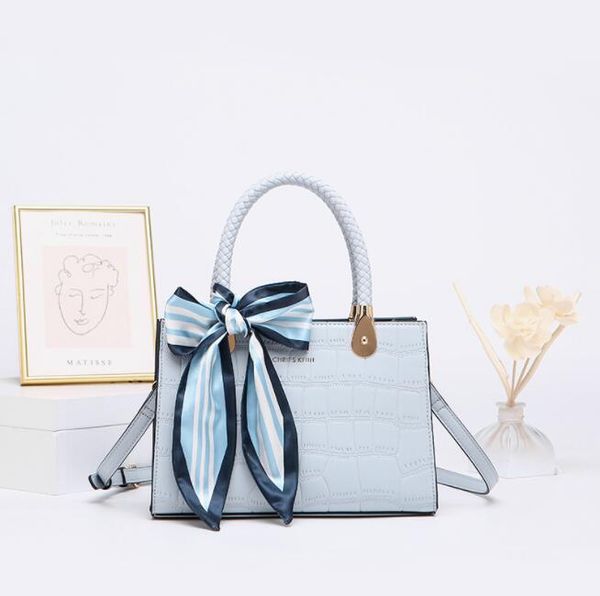 women messenger bag classic luxurys designers fashion womens bags lady totes handbags speedy with key shoulder strap dust handbag bucket bag
women messenger bag classic luxurys designers fashion womens bags lady totes handbags speedy with key shoulder strap dust handbag bucket bag