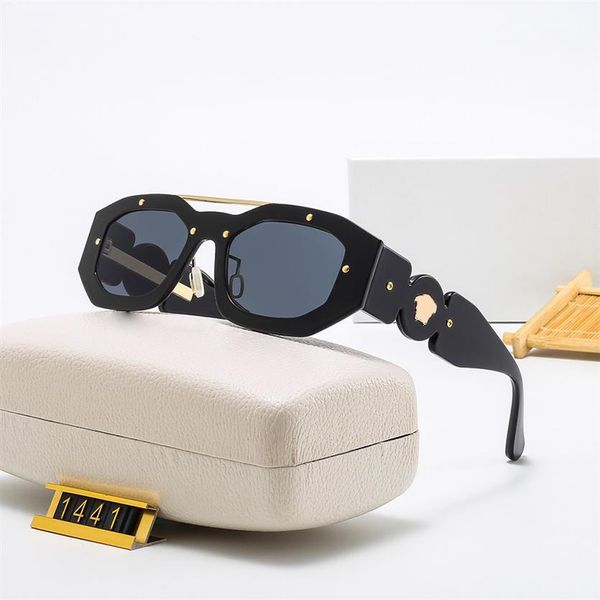 designer sunglasses classic colorful sun glasses women mens goggle adumbral 7 colors optional258g, White;black
designer sunglasses classic colorful sun glasses women mens goggle adumbral 7 colors optional258g, White;black