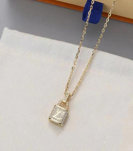 designer necklace diamond studded bag necklace women039s luxury clavicle chain fashion valentine039s day gift good nice4546119, Silver
designer necklace diamond studded bag necklace women039s luxury clavicle chain fashion valentine039s day gift good nice4546119, Silver