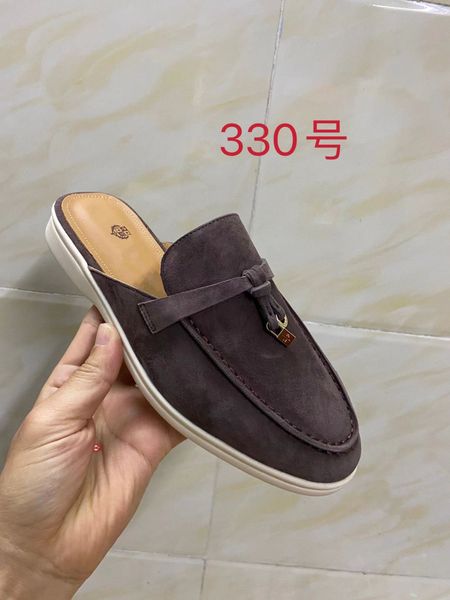 2023 pair shoes fashion velvet cloth slipper fashion trends platform sandals with box and dust bags size 36-45, Black
2023 pair shoes fashion velvet cloth slipper fashion trends platform sandals with box and dust bags size 36-45, Black