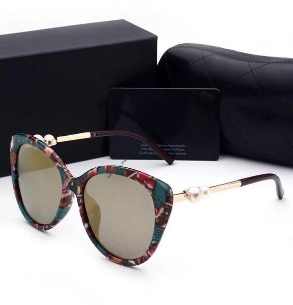 2021 new 1pcs mens womens sunglasses pilot sun glasses uv400 protection lenses better with box and cases5546358, White;black
2021 new 1pcs mens womens sunglasses pilot sun glasses uv400 protection lenses better with box and cases5546358, White;black