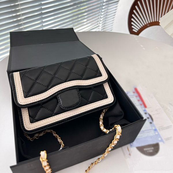 cf 23ss women shoulder bag classic designer luxury leather cover bag gold chain bag single shoulder oblique black and white border
cf 23ss women shoulder bag classic designer luxury leather cover bag gold chain bag single shoulder oblique black and white border