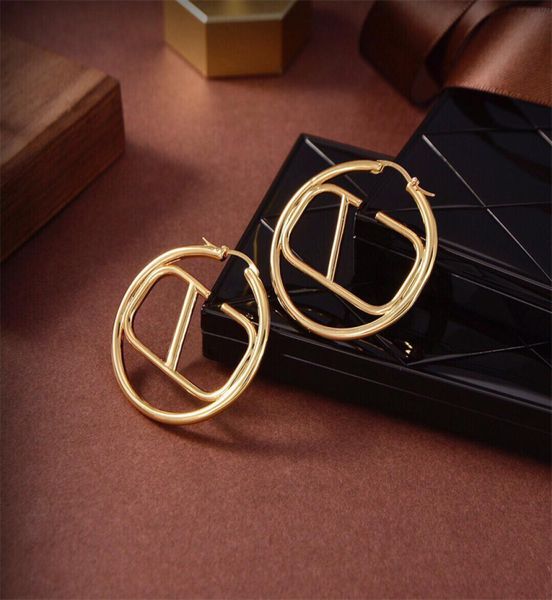 hoops earrings fashion womens big circle simple earring jewelry luxury designer earrings letter stud earring ornament necklaces hi5119100, Golden
hoops earrings fashion womens big circle simple earring jewelry luxury designer earrings letter stud earring ornament necklaces hi5119100, Golden