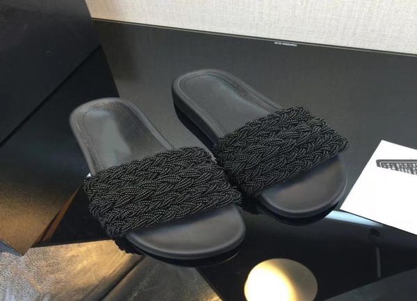 women mules sandals pearls sliders stuffies lambskin black white flat slippers ladies beach rubber flip flops with box8533375
women mules sandals pearls sliders stuffies lambskin black white flat slippers ladies beach rubber flip flops with box8533375