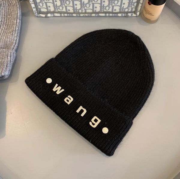 2021 designer cap women hatsautumn and winter 20 new king knitted hat wool hat personality trend versatile women039s simple let6018127, Blue;gray
2021 designer cap women hatsautumn and winter 20 new king knitted hat wool hat personality trend versatile women039s simple let6018127, Blue;gray