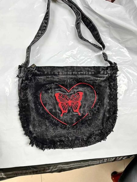 canvas bag for women 2023 new vintage love butterfly bag versatile ins student one shoulder crossbody denim bag 230904
canvas bag for women 2023 new vintage love butterfly bag versatile ins student one shoulder crossbody denim bag 230904
