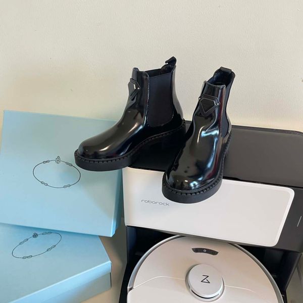 designer boots martin boots women's new black panel thick bottom british style belt buckle thick heel short boots 07
designer boots martin boots women's new black panel thick bottom british style belt buckle thick heel short boots 07