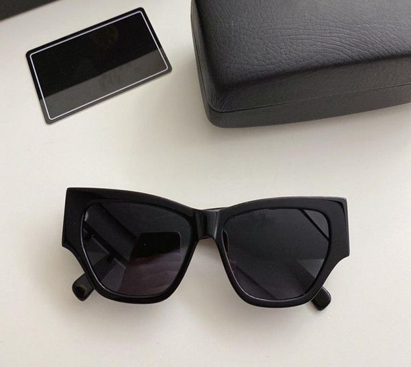 4383 sunglasses for women fashion full cat eye frame uv400 uv protection lens steampunk summer popular style come with package 126556, White;black
4383 sunglasses for women fashion full cat eye frame uv400 uv protection lens steampunk summer popular style come with package 126556, White;black