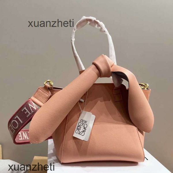 classic capacity hammock designer rabbit bag 2023 totes loewsbag anagram bags bowknot embroidered shoulder strap cowhide large achm
classic capacity hammock designer rabbit bag 2023 totes loewsbag anagram bags bowknot embroidered shoulder strap cowhide large achm