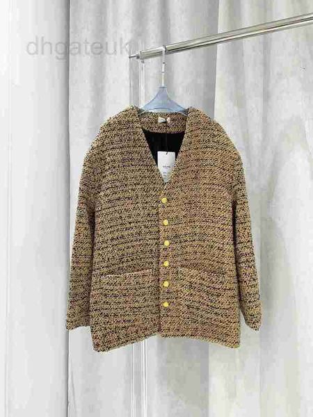women's sweaters designer 23 autumn/winter new fashion metal twist button decoration temperament celebrity style slim thick tweed coat, White;black
women's sweaters designer 23 autumn/winter new fashion metal twist button decoration temperament celebrity style slim thick tweed coat, White;black