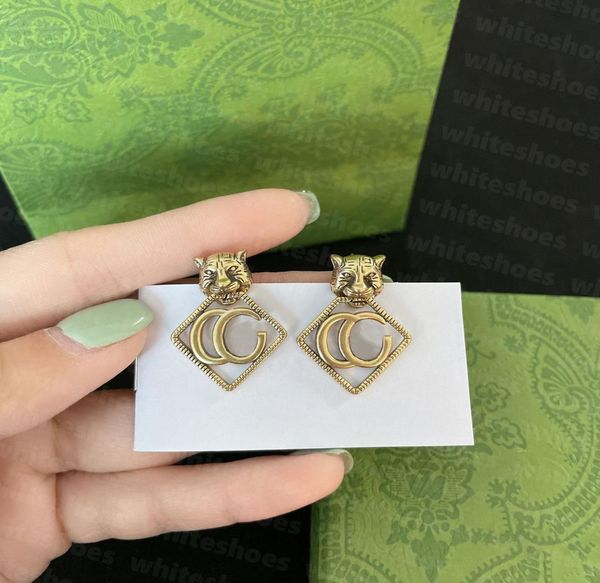 double letter stud women famous designer earring gold plated fashion studs valentine gift eardrop6160922, Golden;silver
double letter stud women famous designer earring gold plated fashion studs valentine gift eardrop6160922, Golden;silver