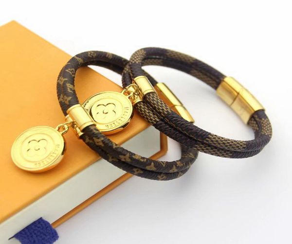 europe america fashion lady women round print flowerplaid double deck design engrave v letter disk charm leather bracelets bangle6096883, Black
europe america fashion lady women round print flowerplaid double deck design engrave v letter disk charm leather bracelets bangle6096883, Black