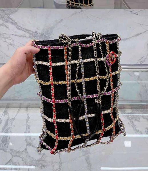 36cm women multi chain shopping bags black tweed handle handbags designers multicolor metal interlaced with leather chains shoulde5025131
36cm women multi chain shopping bags black tweed handle handbags designers multicolor metal interlaced with leather chains shoulde5025131