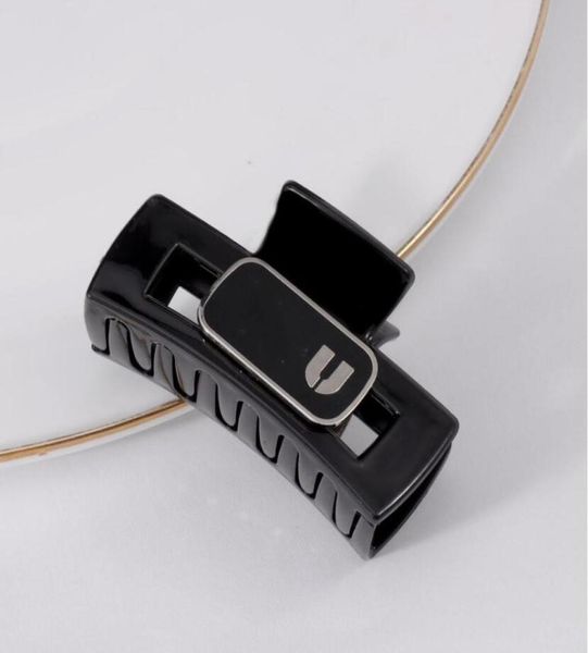 european and american big letter square clamps temperament fashion allmatch acrylic hair headwear female fast 7183242, Slivery;golden
european and american big letter square clamps temperament fashion allmatch acrylic hair headwear female fast 7183242, Slivery;golden