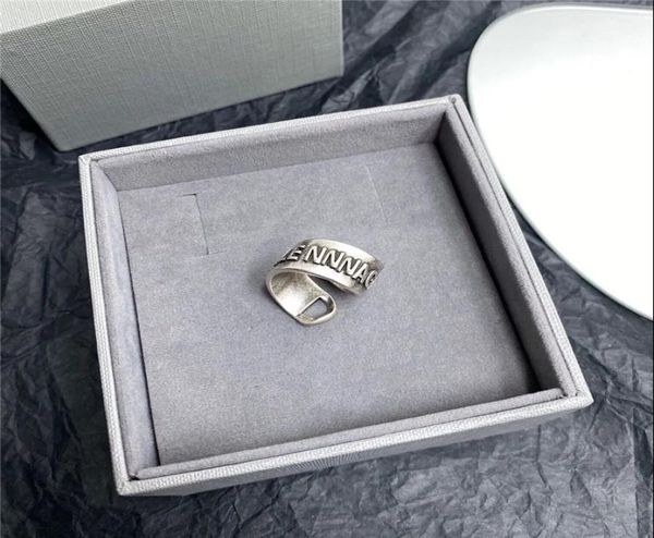 2022 mens designer rings fashion hip hop luxury jewelry for women bronze gold couple ring classic retro ornaments full letter big 4757285, Silver
2022 mens designer rings fashion hip hop luxury jewelry for women bronze gold couple ring classic retro ornaments full letter big 4757285, Silver