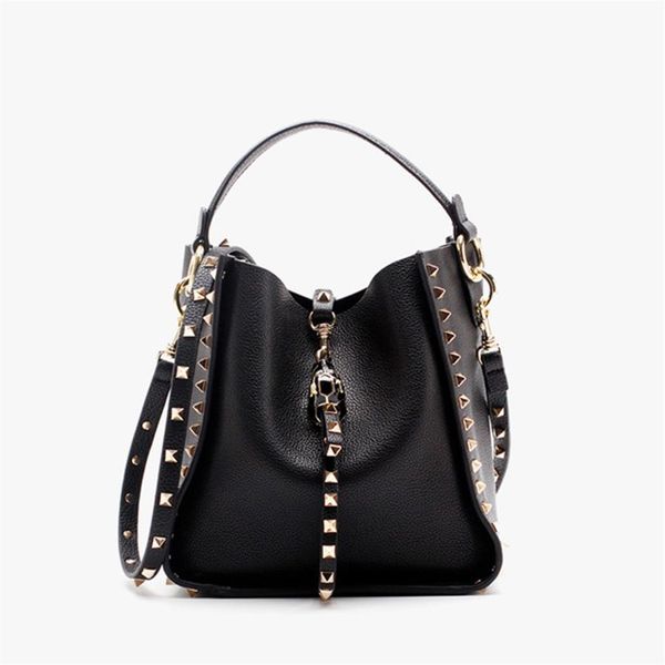 2020 new brand fashion selling women's luxury designer bucket bag genuine leather ladies rivet handbags female shoulder b247o, Black;red
2020 new brand fashion selling women's luxury designer bucket bag genuine leather ladies rivet handbags female shoulder b247o, Black;red