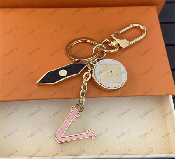 luxury fashion designer key buckle car keychain handmade gold keychains lovers men womens bag pendant brand designer keyrings for 6784203, Silver
luxury fashion designer key buckle car keychain handmade gold keychains lovers men womens bag pendant brand designer keyrings for 6784203, Silver