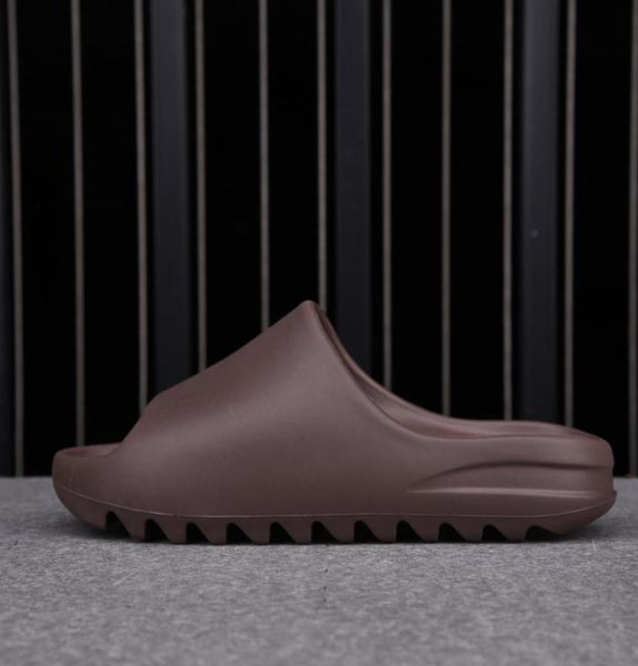 r sandals men ladies sandals triple black white resin slippers runner man women western slipper slider shoes 36473615194
r sandals men ladies sandals triple black white resin slippers runner man women western slipper slider shoes 36473615194