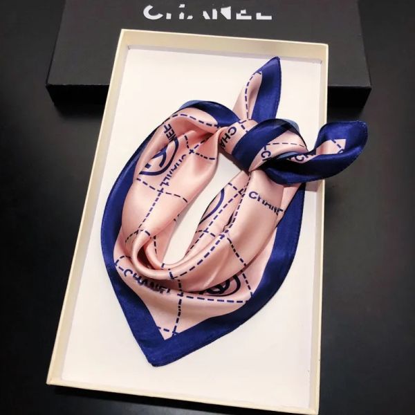 Echarpe Silk Scarf Designer Scarf Brand Women Fashion Wrap Head Scarfs Square Silk Twill Pashmina Scarves Shawl Pleated
Echarpe Silk Scarf Designer Scarf Brand Women Fashion Wrap Head Scarfs Square Silk Twill Pashmina Scarves Shawl Pleated