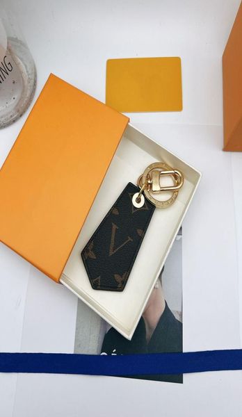 2023 new european and american leather men039s and women039s key chain original box3163182, Silver
2023 new european and american leather men039s and women039s key chain original box3163182, Silver