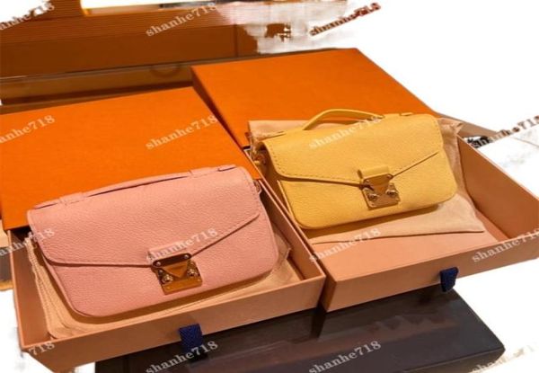 m81390 wallet cowhide emboss micro black mini messenger bag designer handbags women shoulder cross body bags lady clutch purse7776677, Red;black
m81390 wallet cowhide emboss micro black mini messenger bag designer handbags women shoulder cross body bags lady clutch purse7776677, Red;black