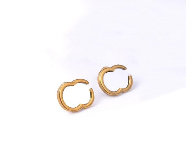 designer letter charm earring womens stud vintage style gold earrings classic double letters studs2462983, Golden
designer letter charm earring womens stud vintage style gold earrings classic double letters studs2462983, Golden