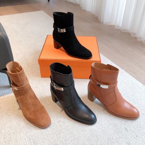 fall/winter interlocking mixed medium thick heel ankle boots calfskin round toe slip-on knight boots women's luxury designer booties fa, Black
fall/winter interlocking mixed medium thick heel ankle boots calfskin round toe slip-on knight boots women's luxury designer booties fa, Black